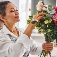 Show them a custom bouquet for Mother's Day